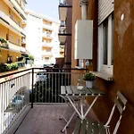 Modern - Trastevere & Vaticano Apartman