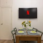 Modern - Trastevere & Vaticano Apartman *