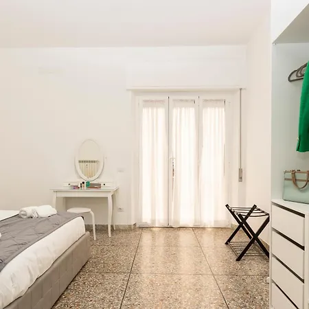 Modern - Trastevere & Vaticano Apartman